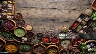 昆明探店避坑：别让“摸鱼式”推拿续命，这家正宗经络疏通才治愈打工人脆皮腰 海报