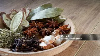 昆明老技师揭秘：肩颈酸痛与解压秘籍的避坑指南 海报